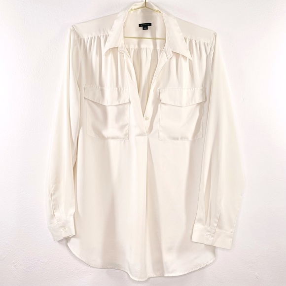 Ann Taylor Tops - Ann Taylor ‘Camp Shirt’ in Winter White, Size XL